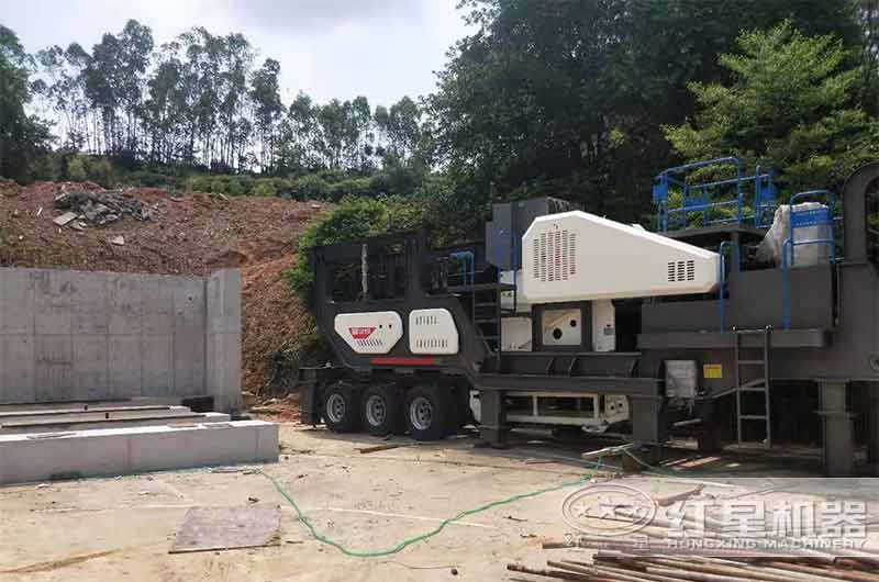 移動(dòng)破碎站現(xiàn)場無須打樁