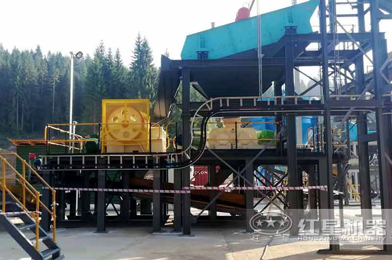 新型液壓對輥破碎機應用于選礦現(xiàn)場