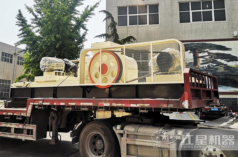 河南液壓對輥破碎機(jī)報(bào)價(jià)，工作原理圖