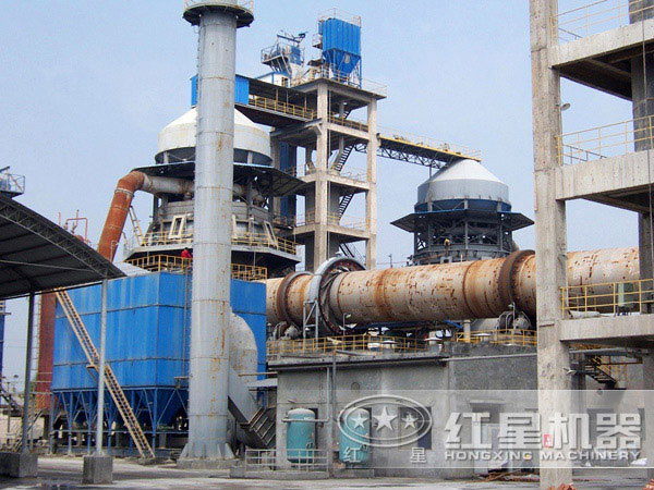 活性石灰窯現(xiàn)場作業(yè)實(shí)拍展示圖